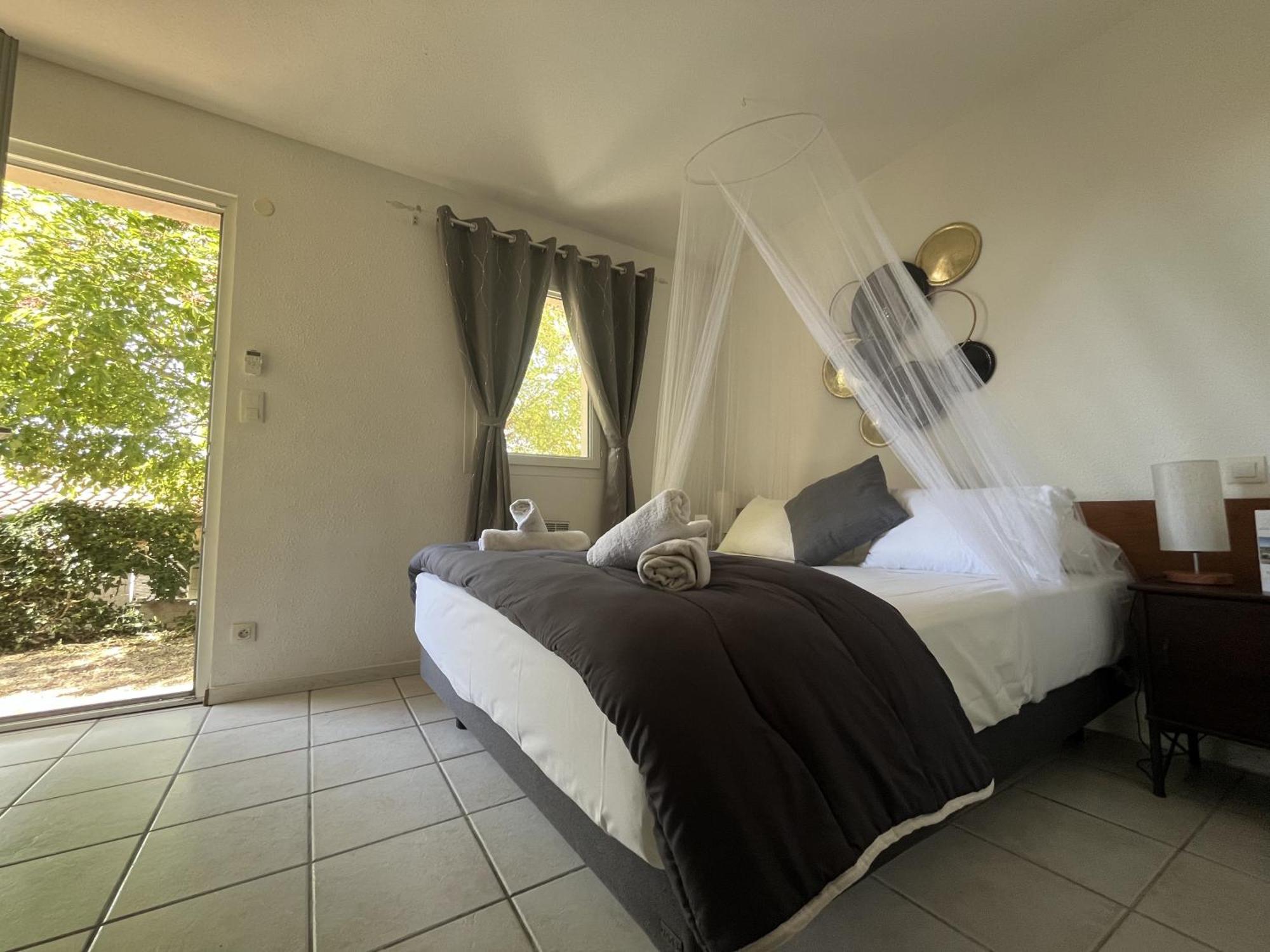Mont Bouquet Lodge-Residence Hoteliere Brouzet-les-Ales ภายนอก รูปภาพ
